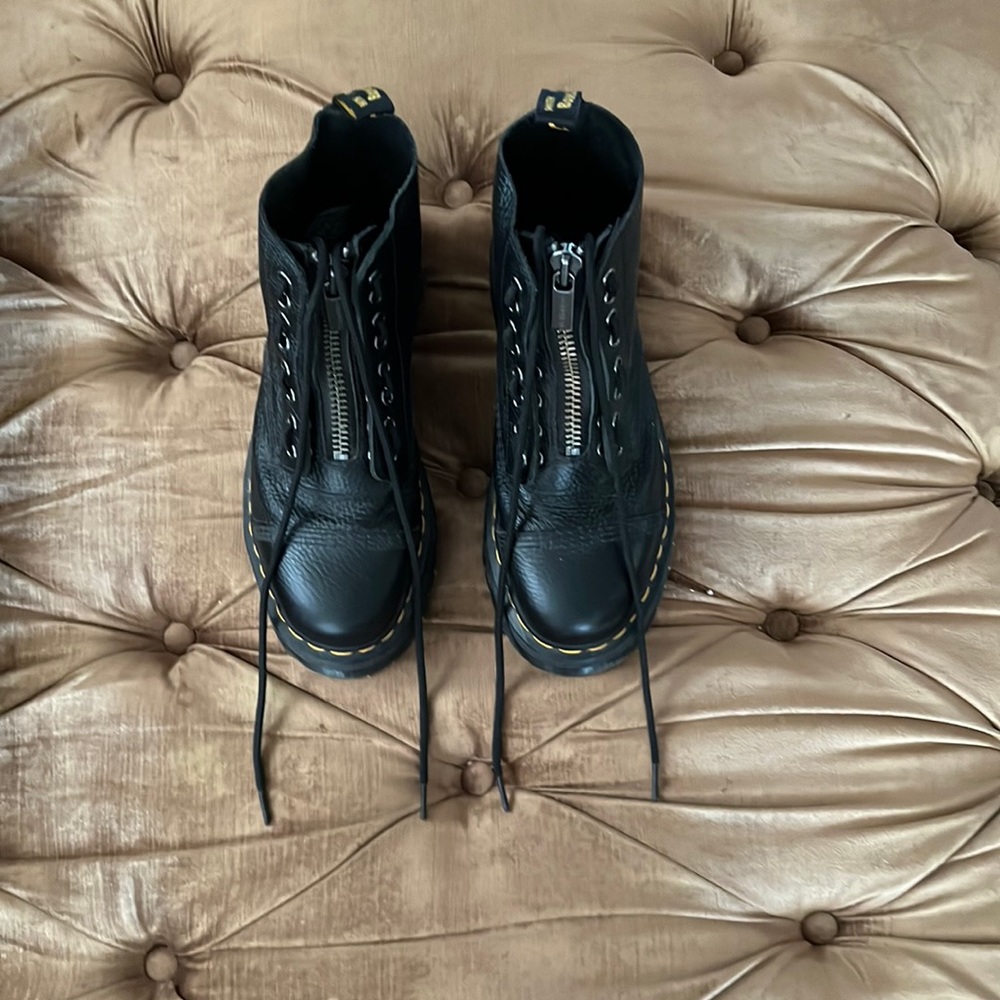 Dr. Martens Sinclair 8 Eye Boots with zipper